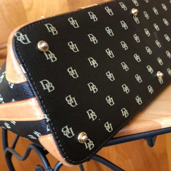 Dooney & Bourke satchel and wristlet - Picture 3 of 6